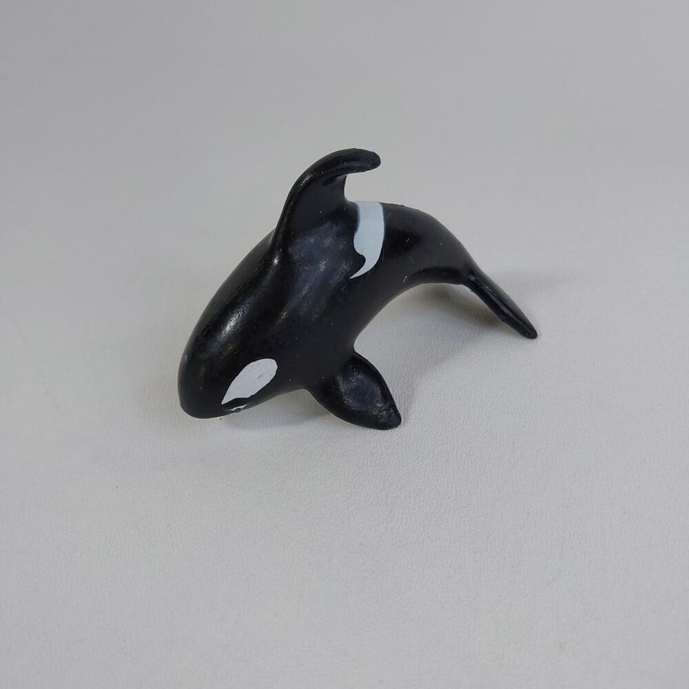 Free Willy Pvc‎ Figure